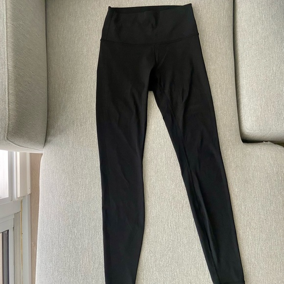 Lululemon wunder under luxtreme black leggings - Picture 3 of 3
